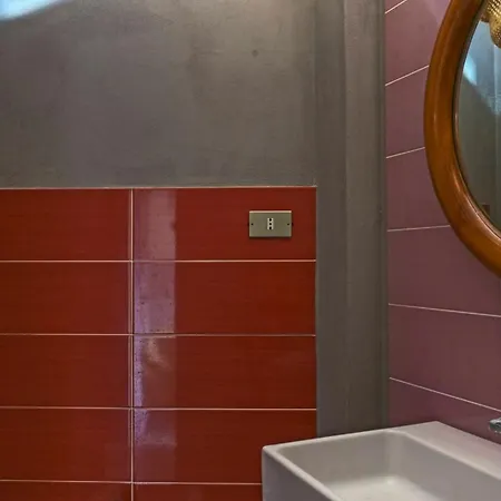 In The Archeosites Garage And Bikes 아파트 시라쿠사